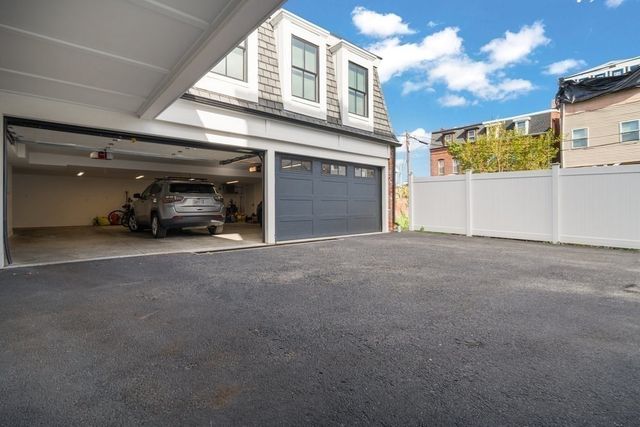 560 E 5th St 2, Boston, MA 02127