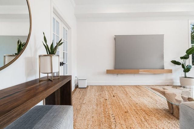 560 E 5th St 2, Boston, MA 02127