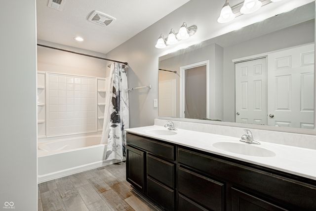 3780 Concord Point Way, Brownsburg, IN 46112