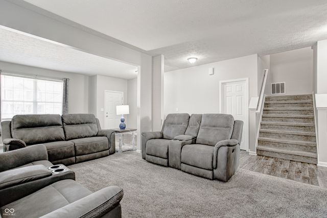 3780 Concord Point Way, Brownsburg, IN 46112