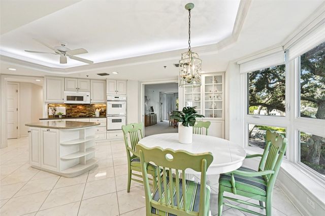 2410 HARBOURSIDE DRIVE 111, Longboat Key, FL 34228