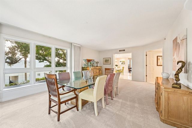 2410 HARBOURSIDE DRIVE 111, Longboat Key, FL 34228