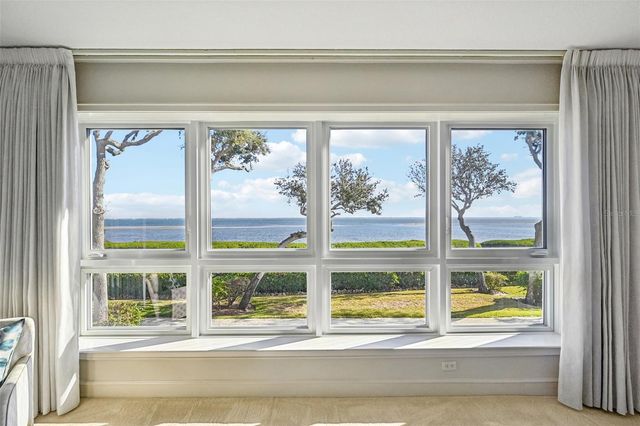 2410 HARBOURSIDE DRIVE 111, Longboat Key, FL 34228