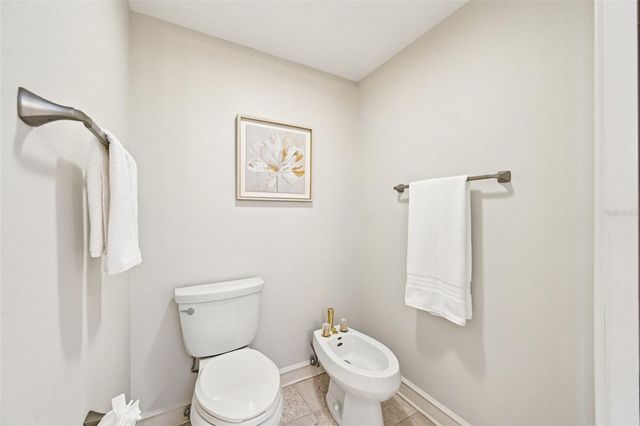 2410 HARBOURSIDE DRIVE 111, Longboat Key, FL 34228