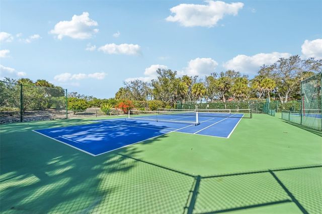 2410 HARBOURSIDE DRIVE 111, Longboat Key, FL 34228