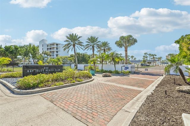 2410 HARBOURSIDE DRIVE 111, Longboat Key, FL 34228