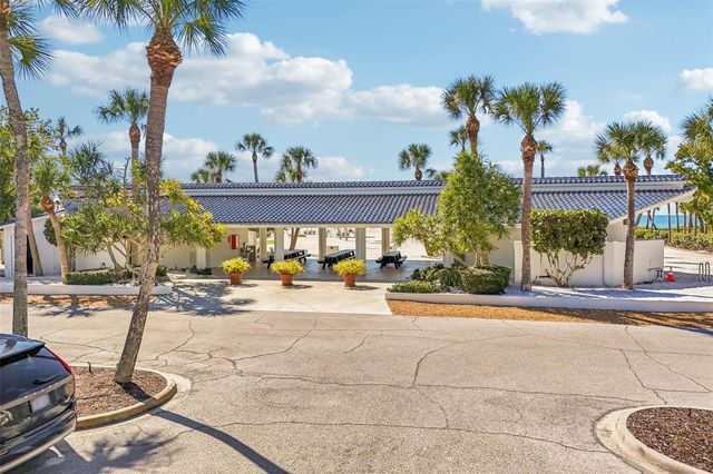 2410 HARBOURSIDE DRIVE 111, Longboat Key, FL 34228