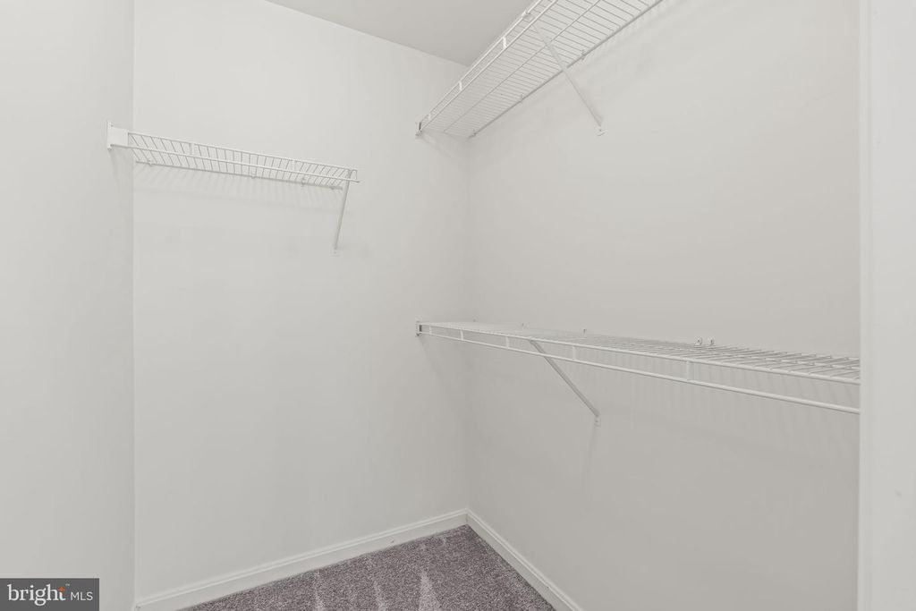 Image 17 of property listing at 233 KIRBYS LANDING CT, Odenton, MD 21113