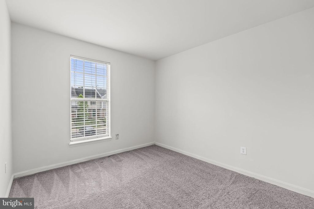 Image 21 of property listing at 233 KIRBYS LANDING CT, Odenton, MD 21113