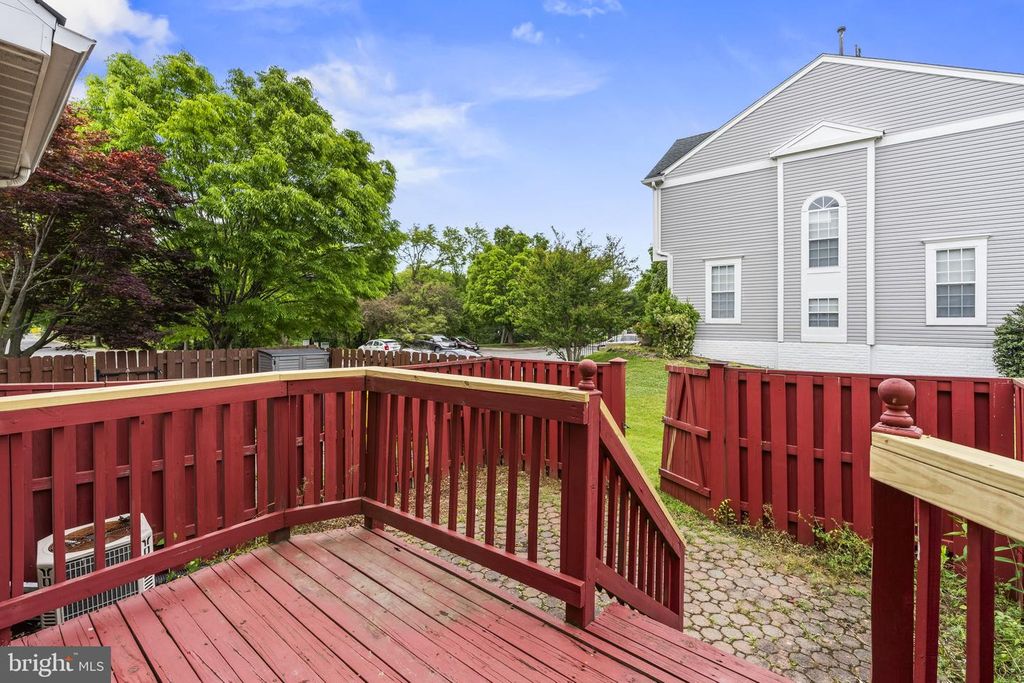 Image 32 of property listing at 233 KIRBYS LANDING CT, Odenton, MD 21113