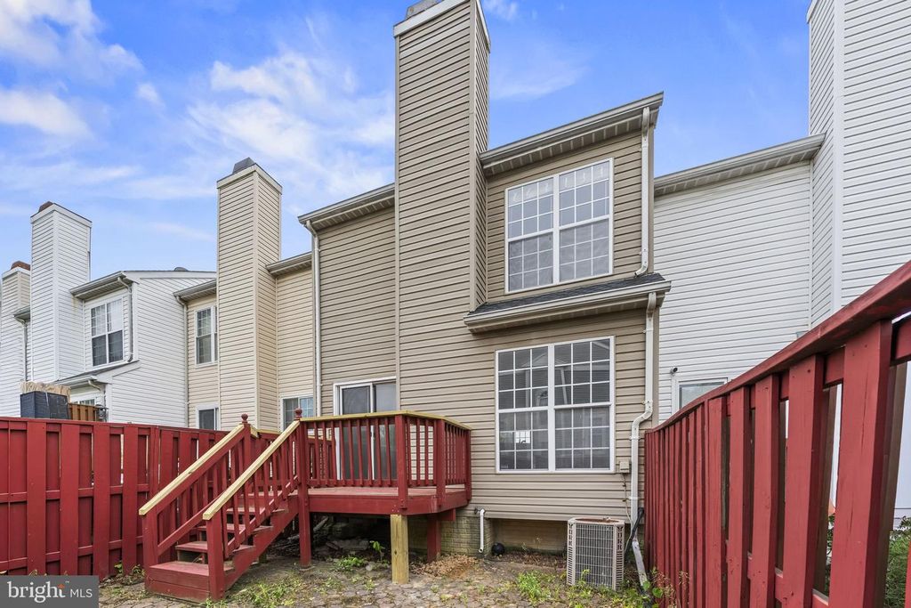 Image 35 of property listing at 233 KIRBYS LANDING CT, Odenton, MD 21113