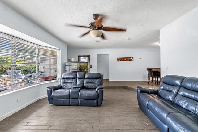 5045 SW 10th Street, Margate, FL 33068