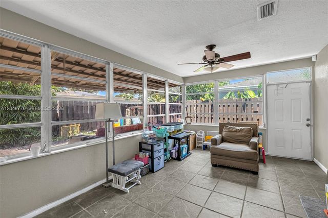 5045 SW 10th Street, Margate, FL 33068