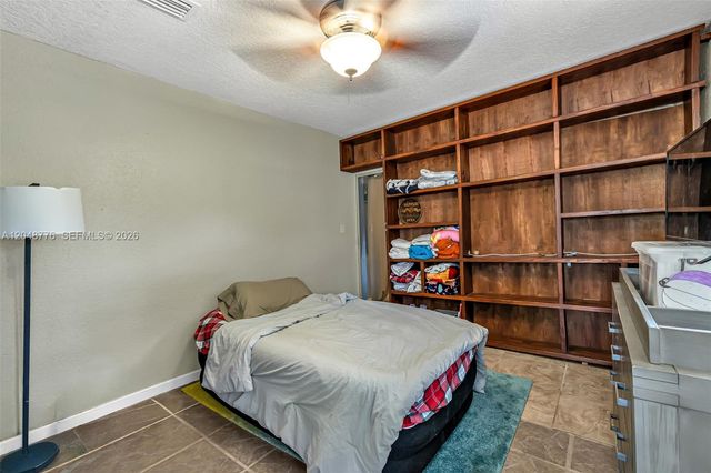5045 SW 10th Street, Margate, FL 33068