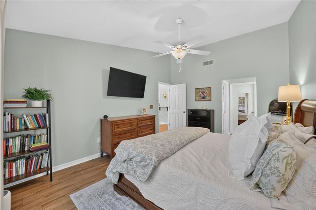 2429 SE 18TH CIRCLE, Ocala, FL 34471