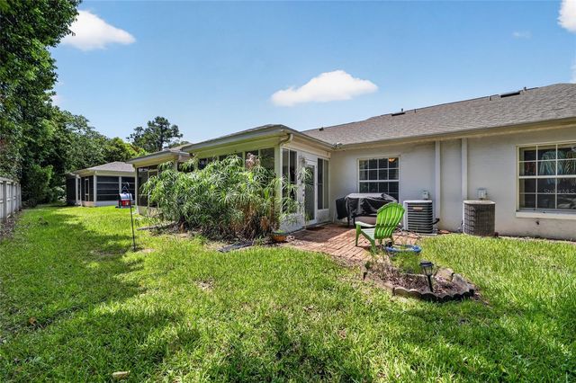2429 SE 18TH CIRCLE, Ocala, FL 34471