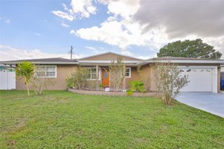 3892 26TH AVENUE N, St Petersburg, FL 33713