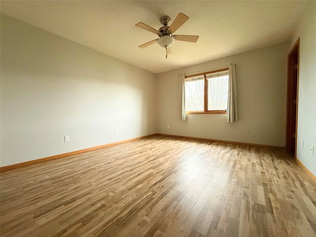 727 SE Ponds Edge Circle, Ankeny, IA 50021