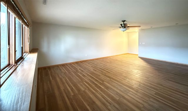 727 SE Ponds Edge Circle, Ankeny, IA 50021