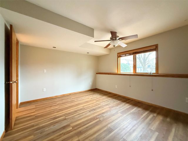 727 SE Ponds Edge Circle, Ankeny, IA 50021