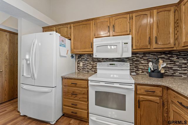 15231 Ontario Street, Omaha, NE 68144