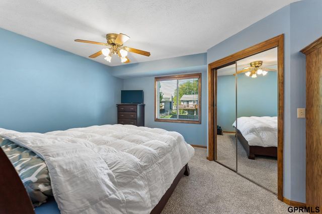 15231 Ontario Street, Omaha, NE 68144
