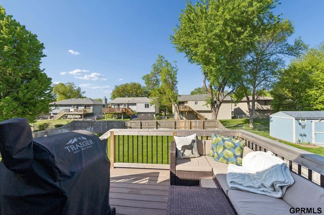 15231 Ontario Street, Omaha, NE 68144
