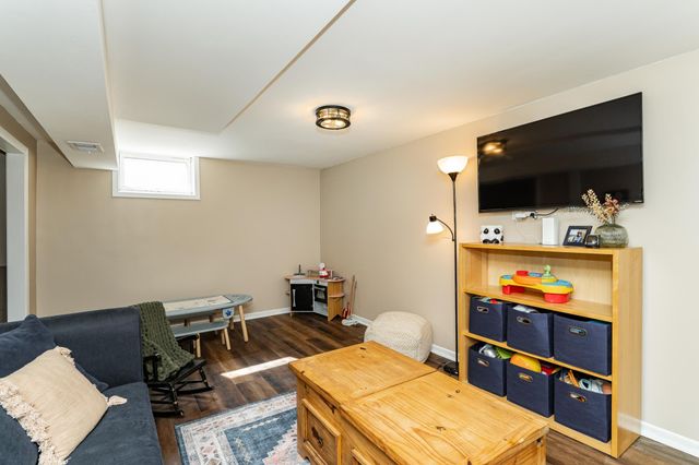 2304 15th Avenue NW, Rochester, MN 55901