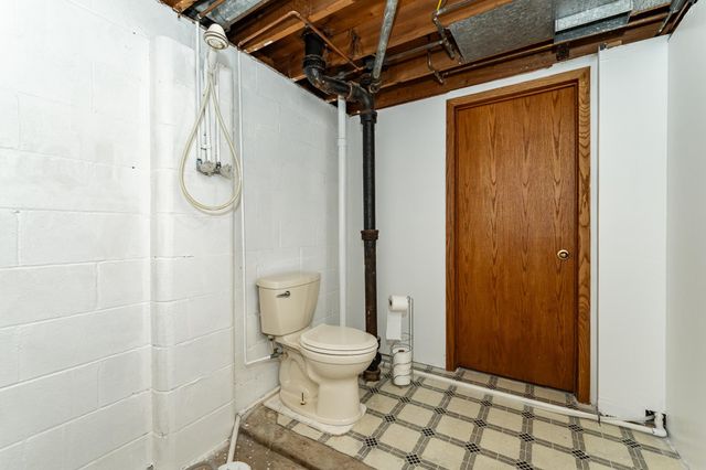 2304 15th Avenue NW, Rochester, MN 55901