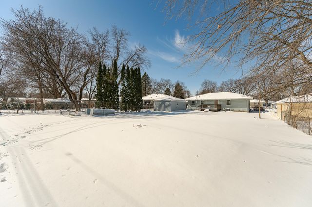 2304 15th Avenue NW, Rochester, MN 55901