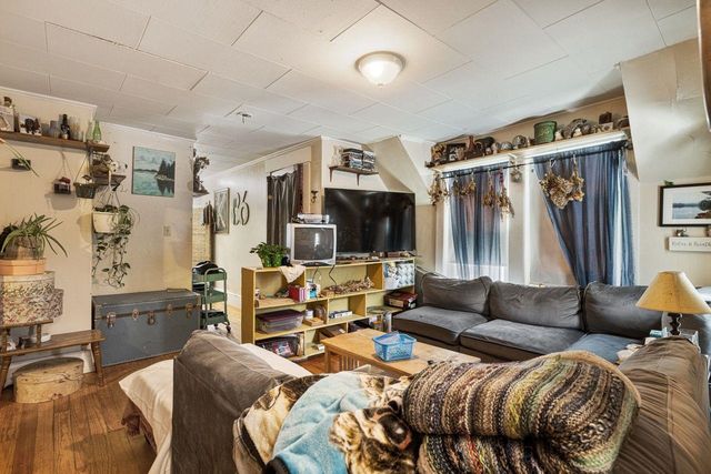 6 Winter Street, Plymouth, NH 03264