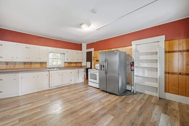 6 Winter Street, Plymouth, NH 03264
