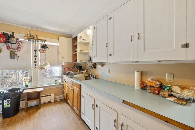6 Winter Street, Plymouth, NH 03264