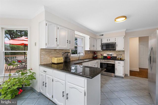 32 HIGHMONT DR, Princeton Junction, NJ 08550