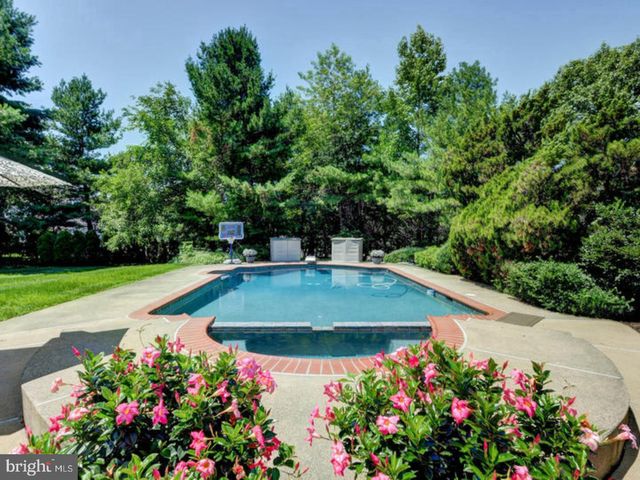 32 HIGHMONT DR, Princeton Junction, NJ 08550