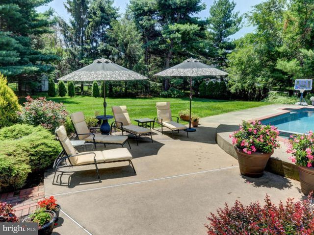 32 HIGHMONT DR, Princeton Junction, NJ 08550