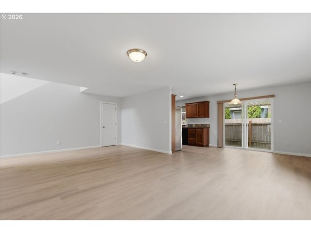 8011 Ne 142ND Ave, Vancouver, WA 98682