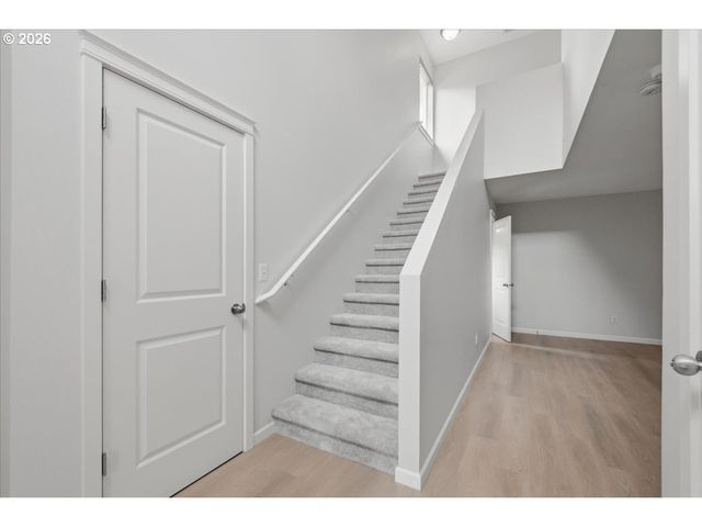 8011 Ne 142ND Ave, Vancouver, WA 98682