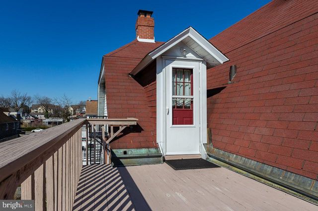 48 E STEWART AVE, Lansdowne, PA 19050