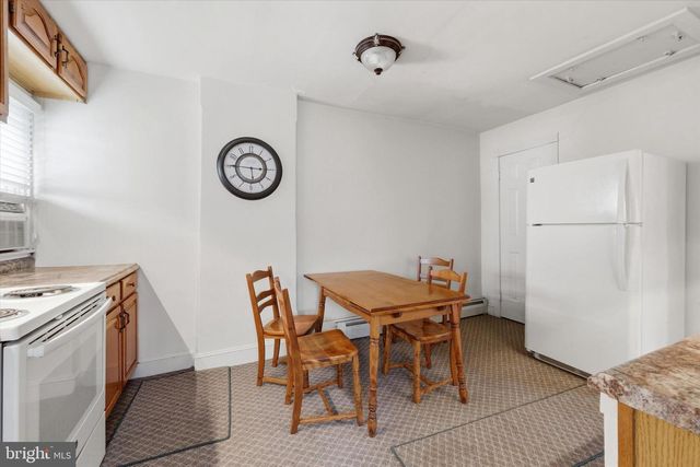48 E STEWART AVE, Lansdowne, PA 19050
