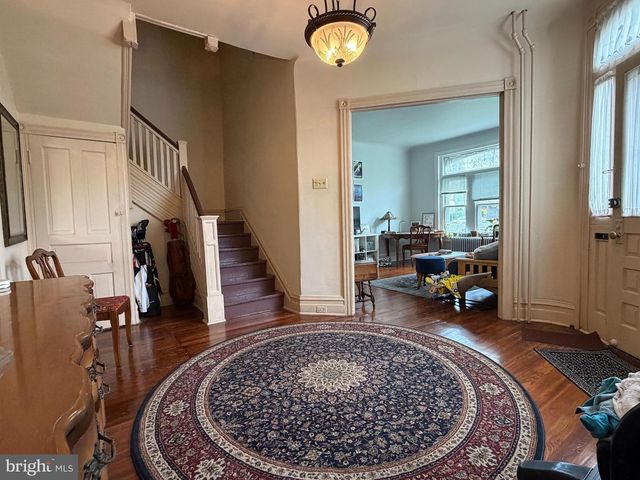 48 E STEWART AVE, Lansdowne, PA 19050