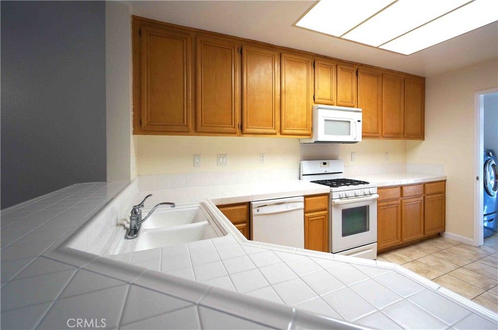 1026 N Turner 224, Ontario, CA 91764 — photo 4