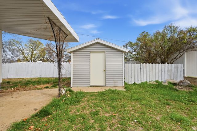 71 W 200 S, Providence, UT 84332