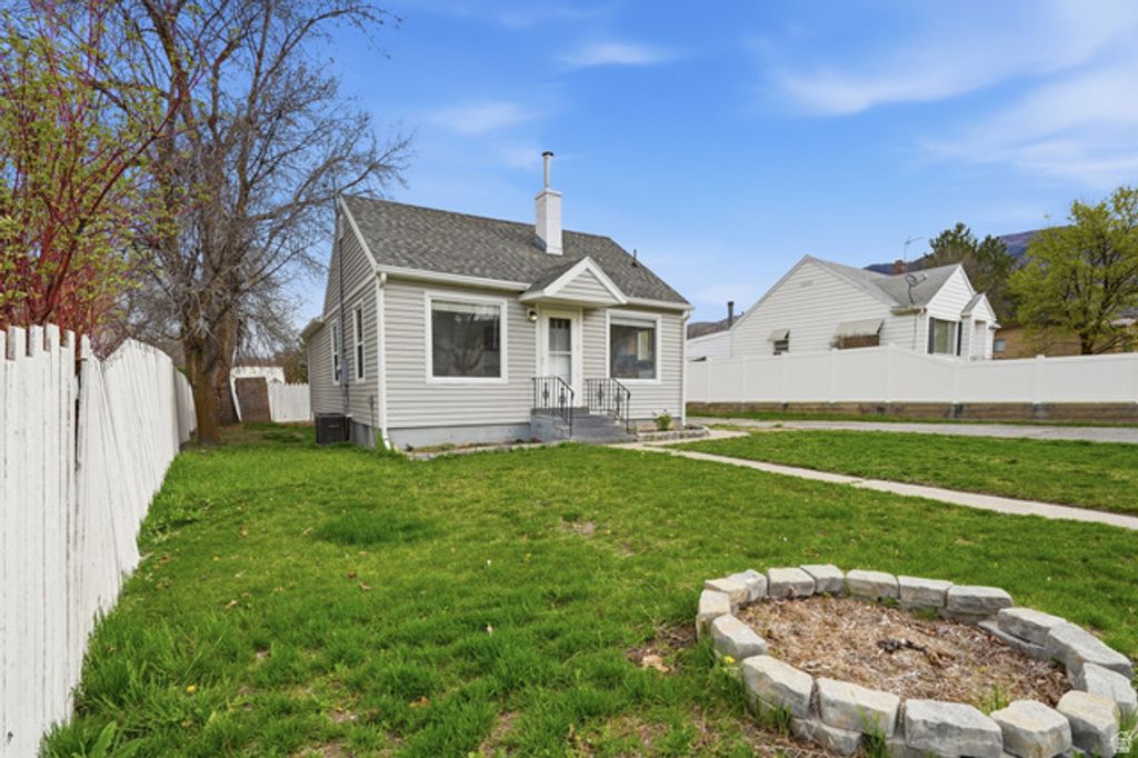 71 W 200 S, Providence, UT 84332