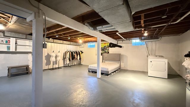 1016 Kingsway Avenue, Rockford, IL 61108