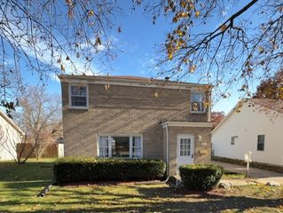 1016 Kingsway Avenue, Rockford, IL 61108