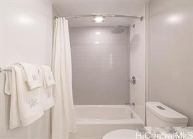 987 Queen Street 4103, Honolulu, HI 96814