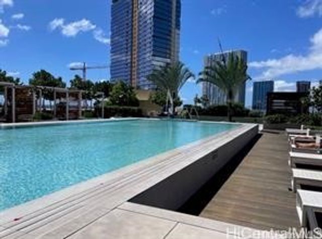 987 Queen Street 4103, Honolulu, HI 96814