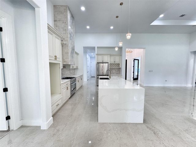 3037 Road 66124, Dayton, TX 77535