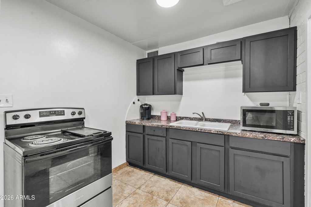 920 N COOLIDGE Avenue, Casa Grande, AZ 85122 — photo 4